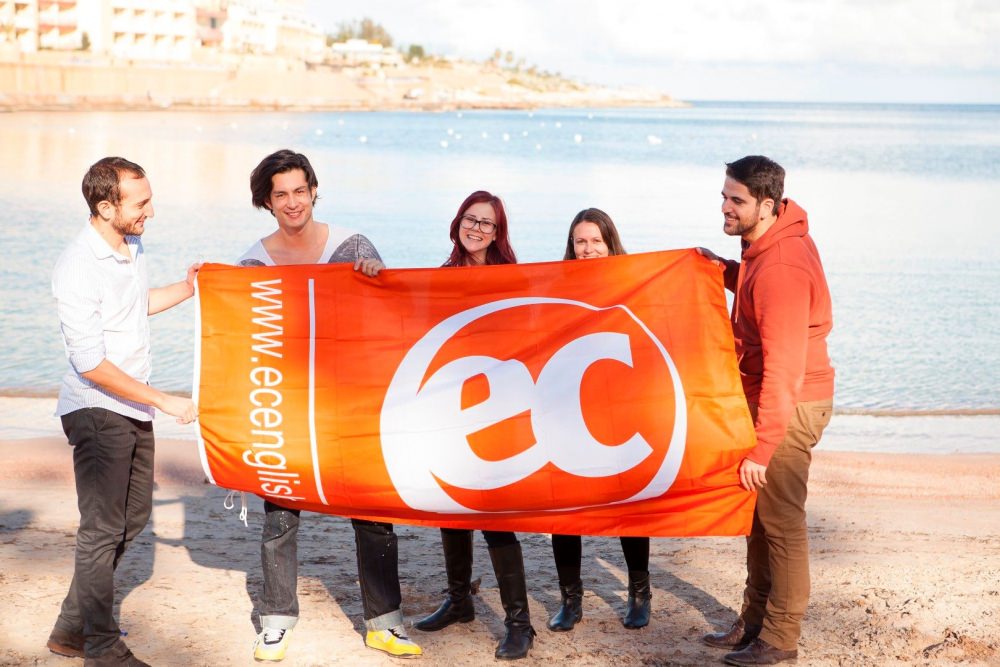 EC Boston — «Excelente»
