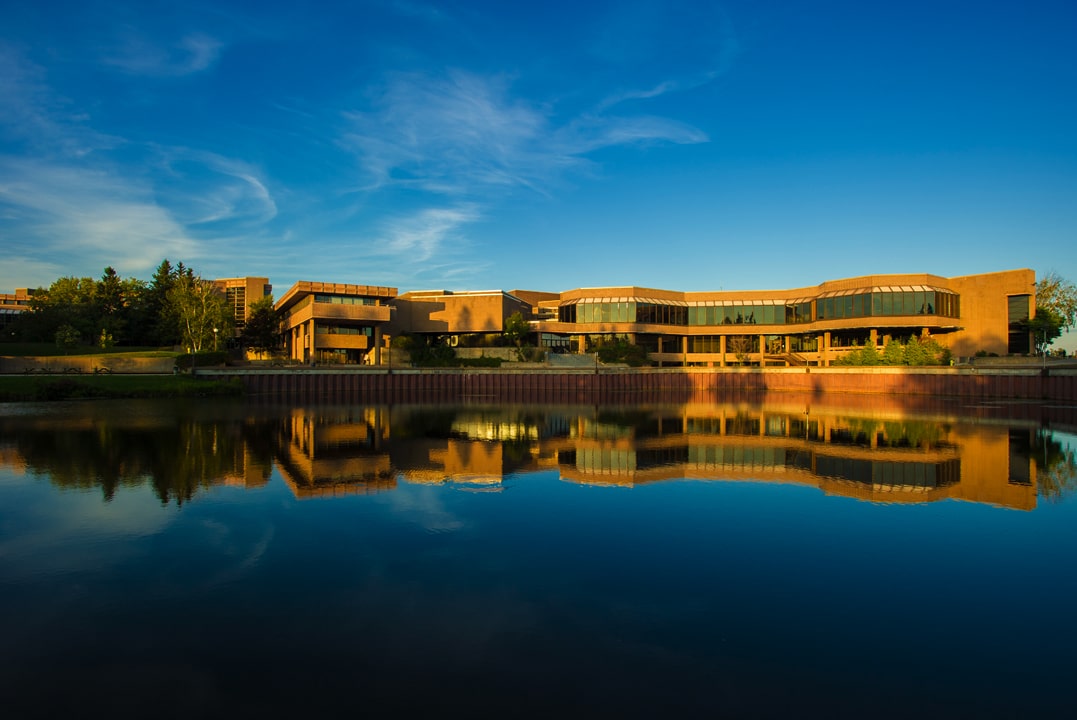 Lakehead University — «Excelente»